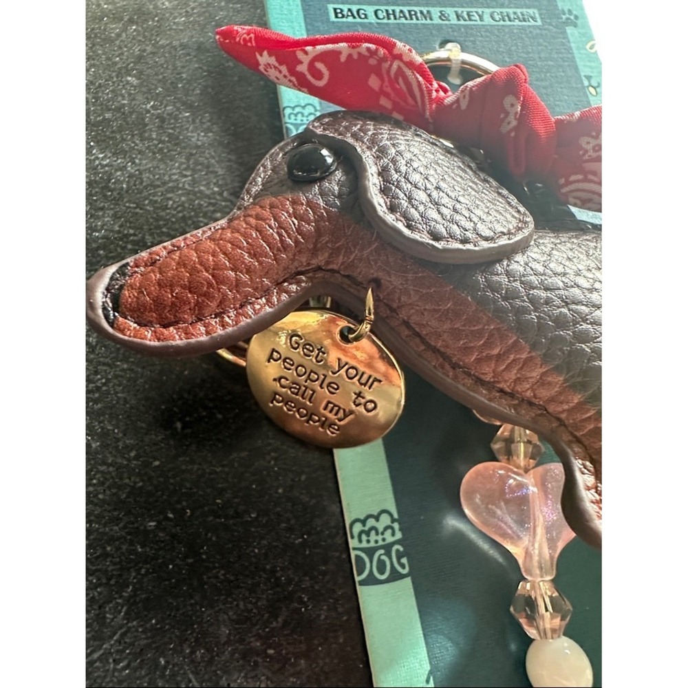 Piper + K Dachshund Dog Bag Charm Key Chain Brown Wiener Dog Red Bandana New - Picture 7 of 9